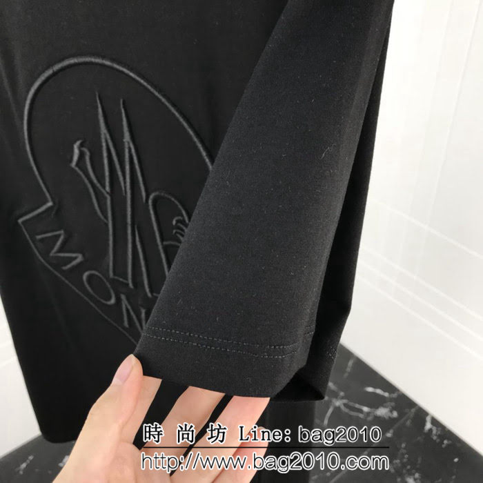 MONCLER蒙口 19ss早春新款 大logo刺繡圖案短袖 高密度立體刺繡工藝 簡約百搭款 ydi2131
